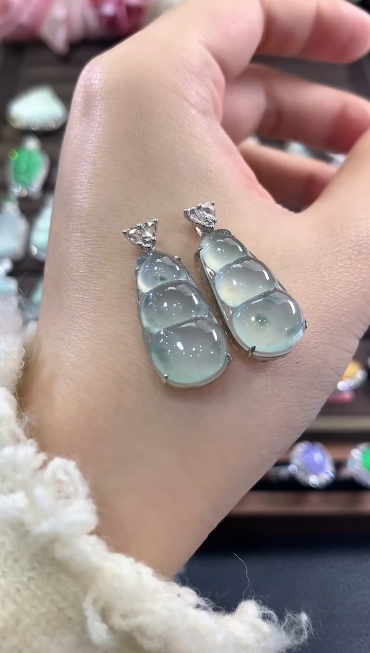 吊坠(不含链)18K金镶嵌翡翠d18   多样性一件发货