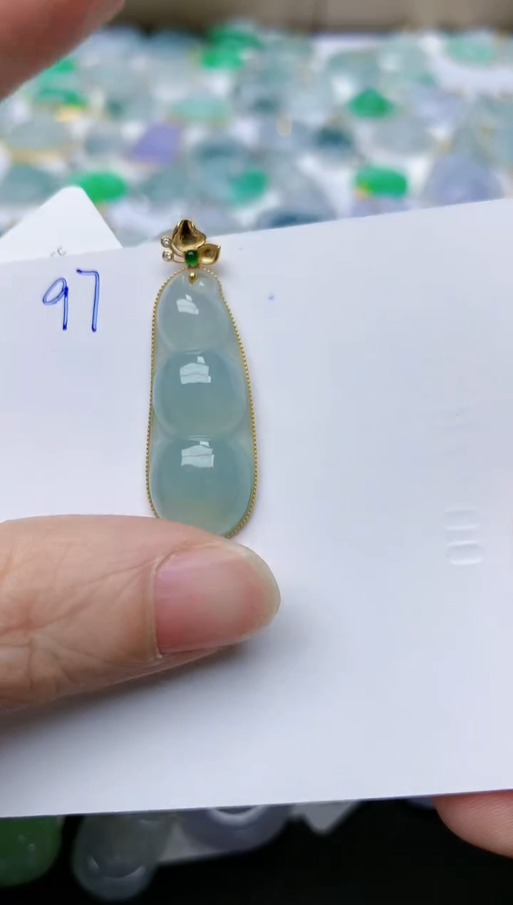 【闪购商品】翡翠颈饰18K金镶嵌天然翡翠A货    