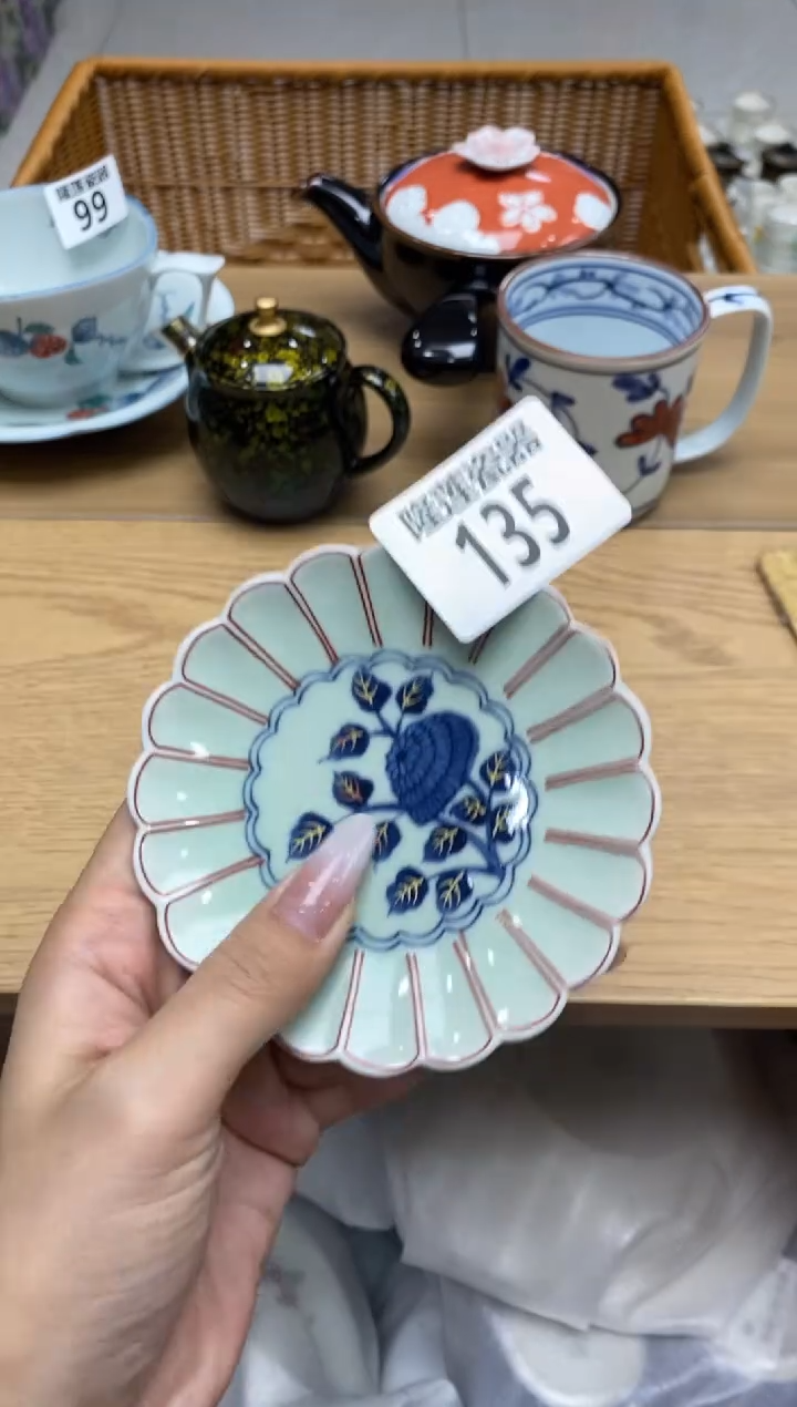 瓷片隆莲全球选好物精选