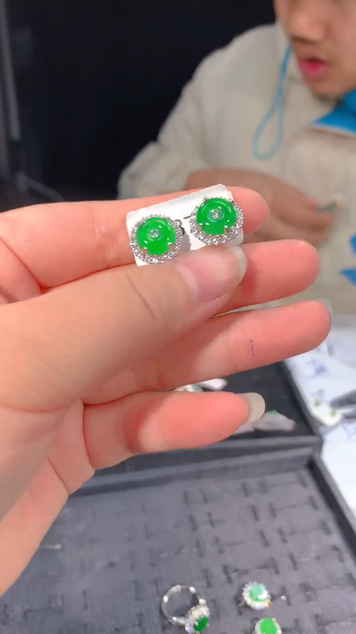 【闪购商品】定制翡翠未镶嵌29多样性发货（发其一）