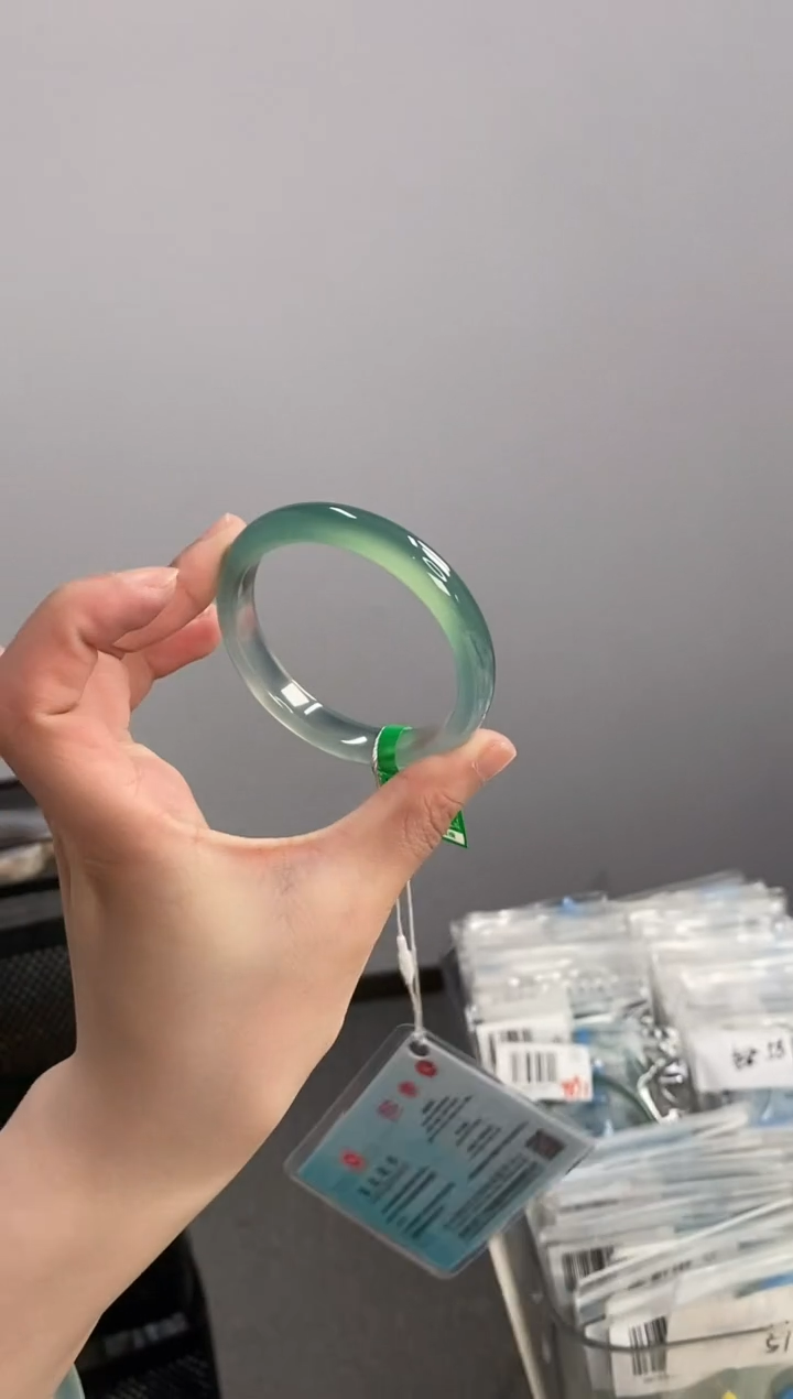 【闪购商品】玛瑙/玉髓手镯未镶嵌54-55圈