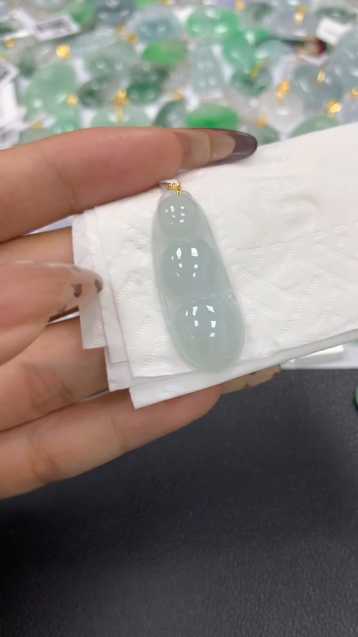 颈饰18K金镶嵌翡翠a货假一赔三支持复检百元上9元证书费自理