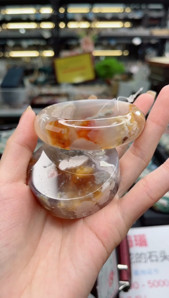 【闪购商品】石英质玉手镯未镶嵌55圈口（赠品镯心）6571090