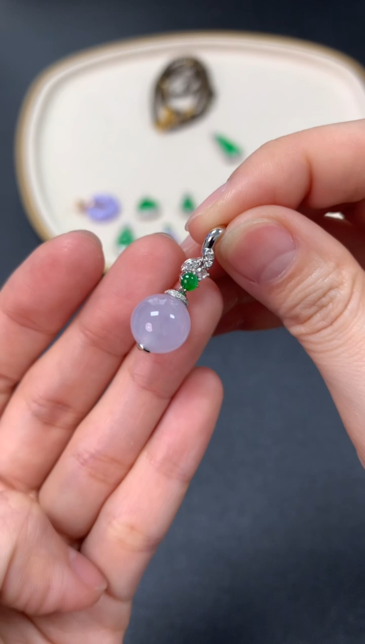 【闪购商品】翡翠吊坠(不含链)18K金镶嵌3980