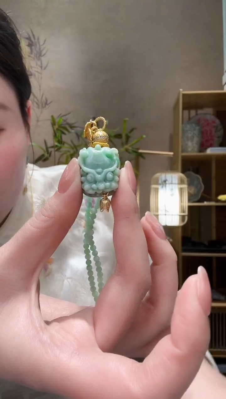 【闪购商品】翡翠颈饰未镶嵌吊坠