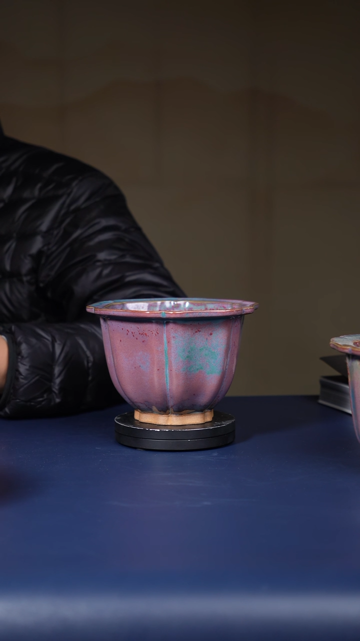 【闪购商品】摆件微瑕葵口式花盆