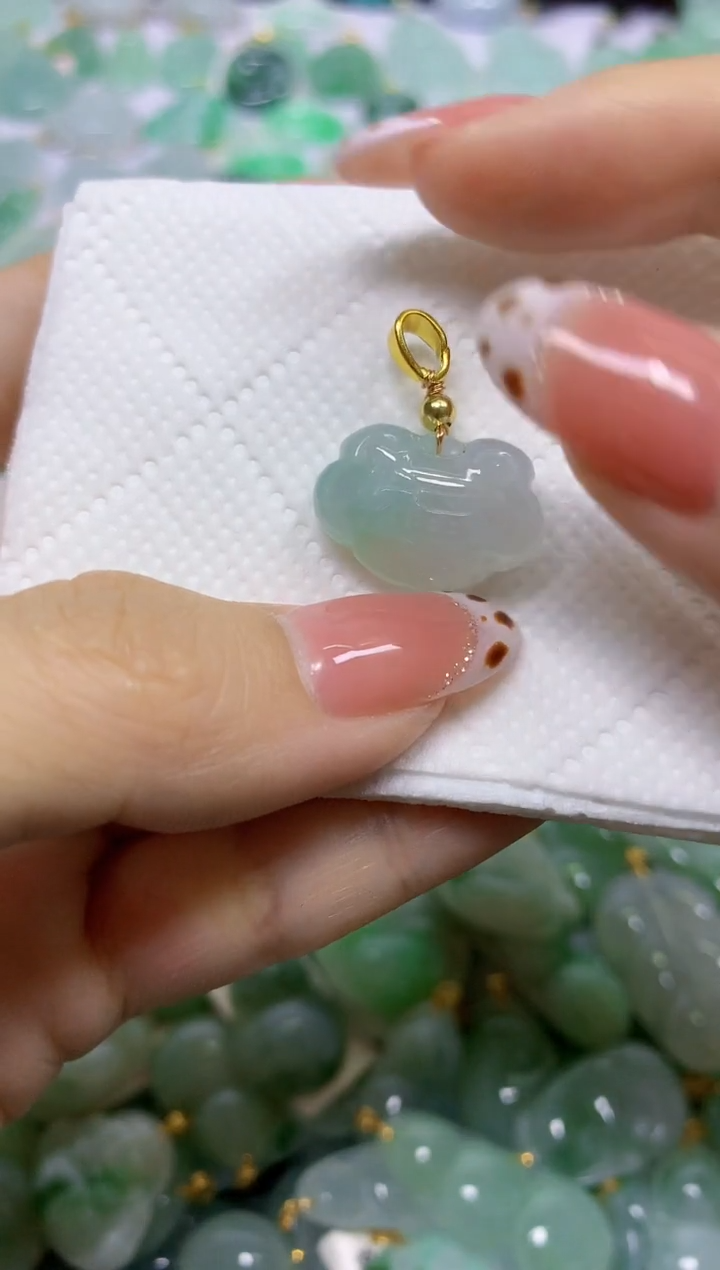 颈饰未镶嵌翡翠 天然翡翠A货