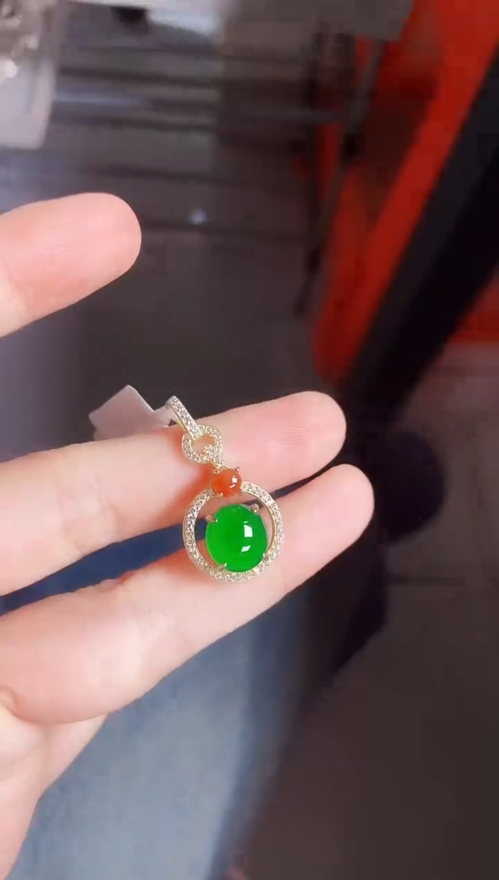 【闪购商品】翡翠银S925镶嵌颈饰66464