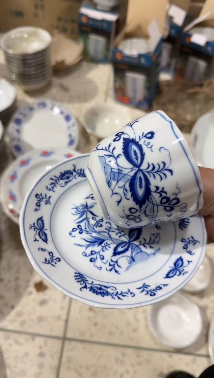 【闪购商品】摆件梅森一杯一碟矿点凸瓷介意勿拍