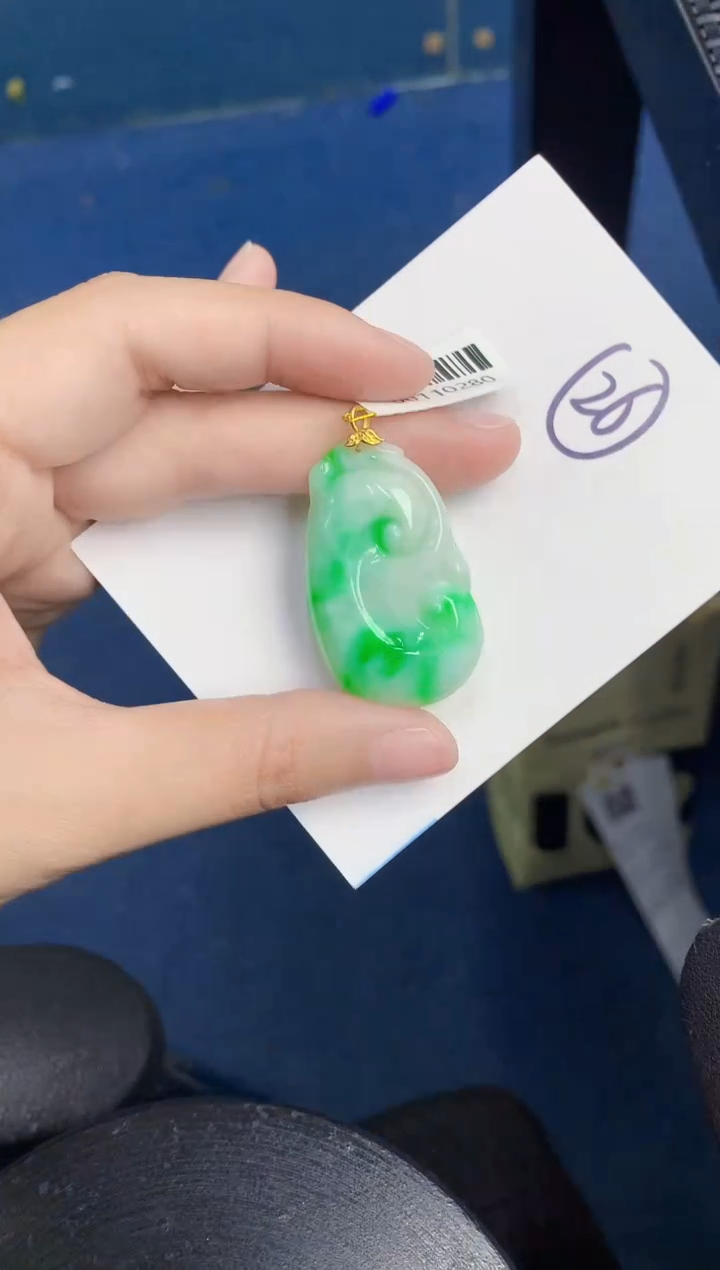 【闪购商品】翡翠颈饰18K金镶嵌000000000