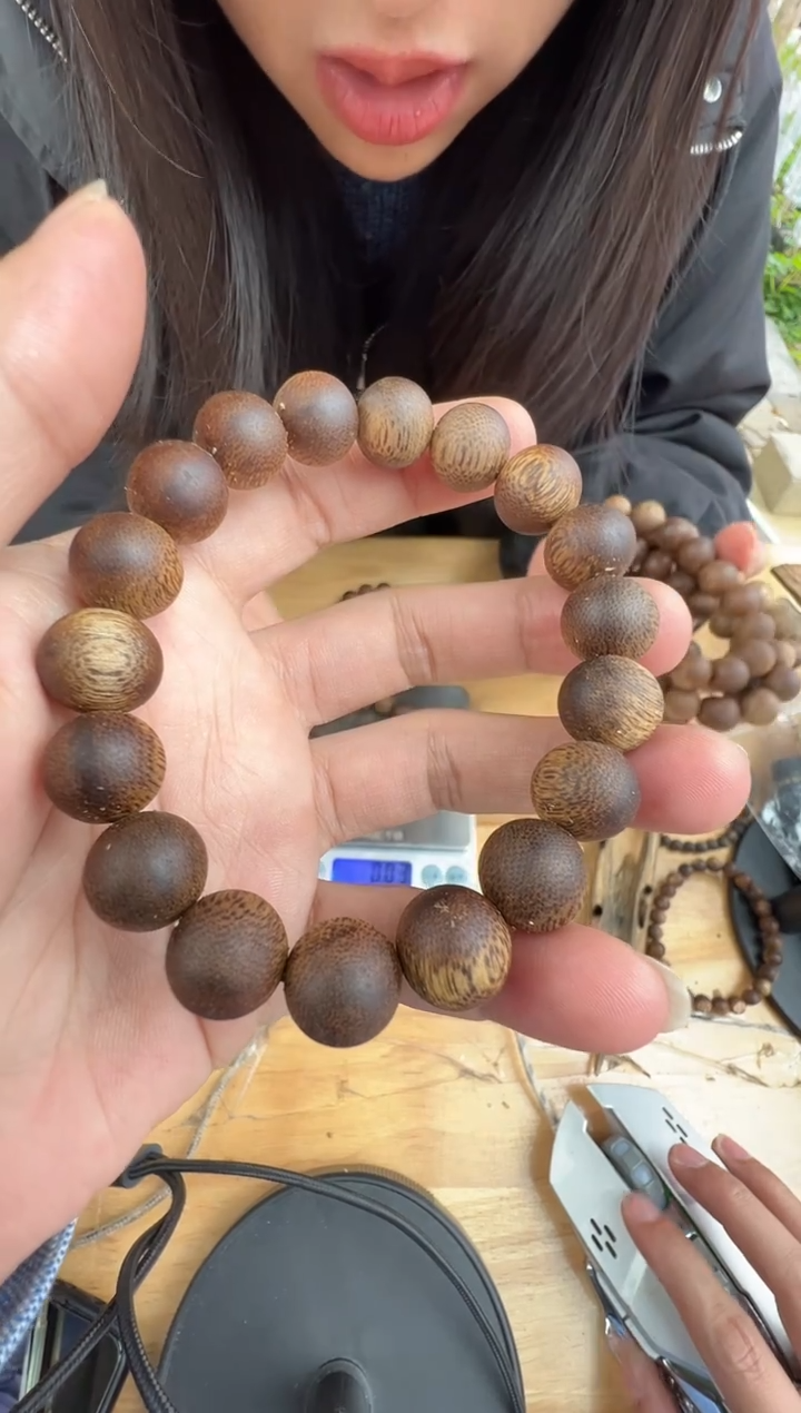 沉香沉香枕蓝宝石1.2圆珠单圈多样性发一