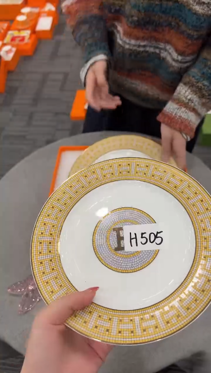 【闪购商品】杯H505--------------