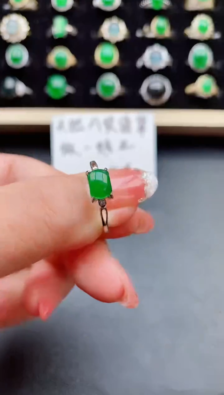 【闪购商品】翡翠戒指银S925镶嵌80500