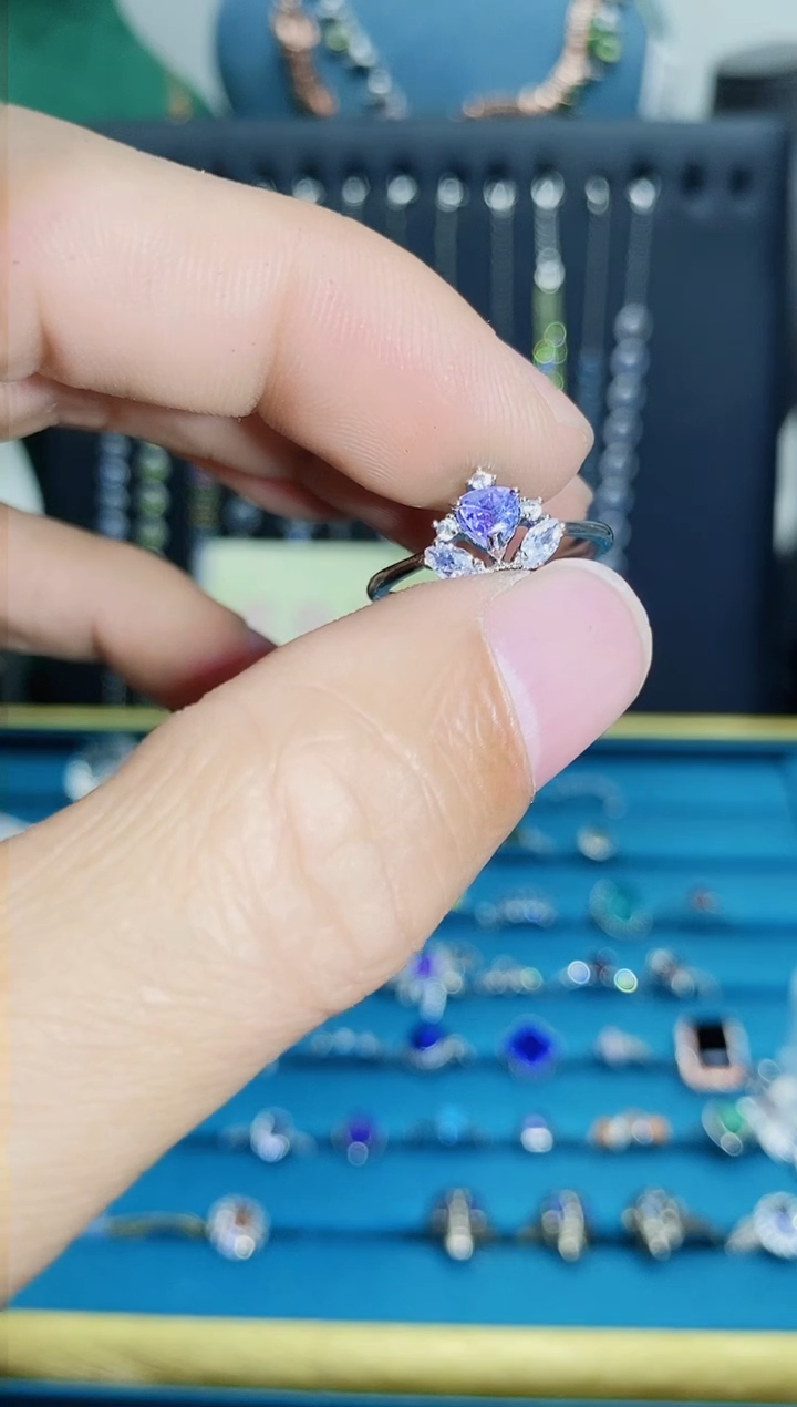 【闪购商品】坦桑石戒指银S925镶嵌1121