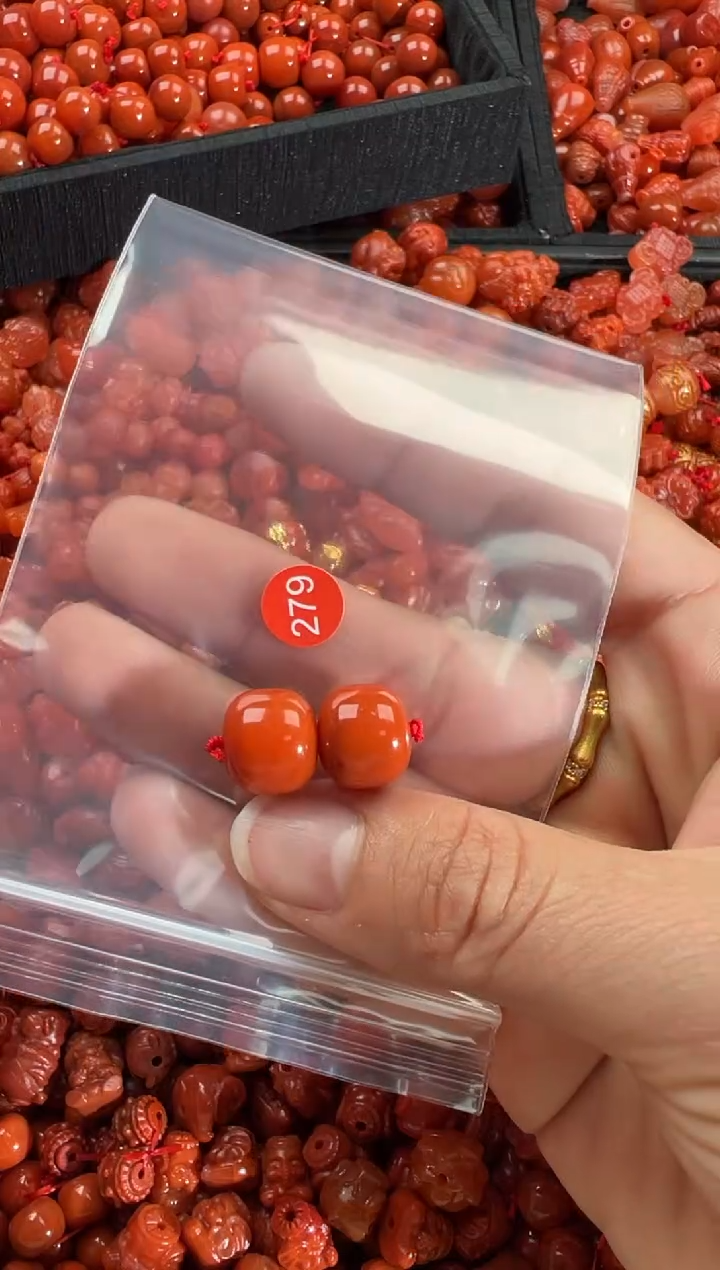 【闪购商品】南红玛瑙颈饰未镶嵌2