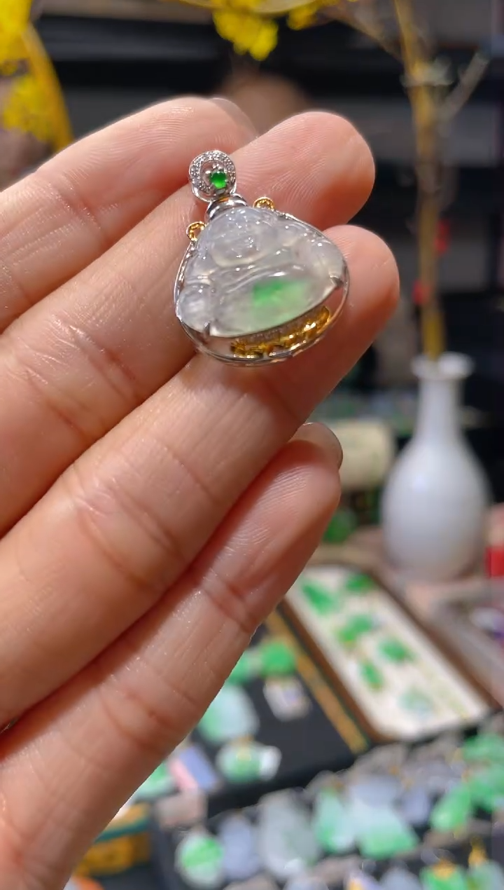 【闪购商品】翡翠颈饰18K金镶嵌假一赔三