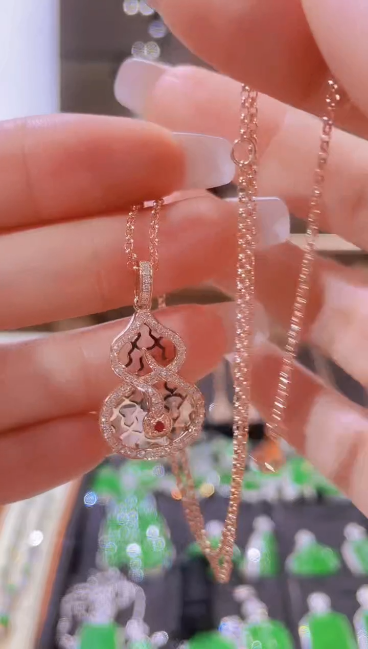 【闪购商品】钻石颈饰18K金镶嵌项链