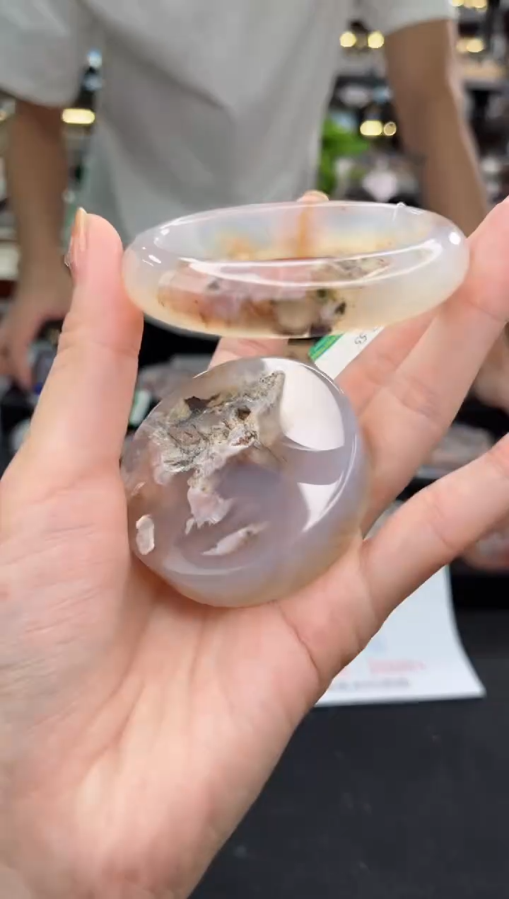 【闪购商品】石英质玉手镯未镶嵌61圈口（赠品镯心）1681276