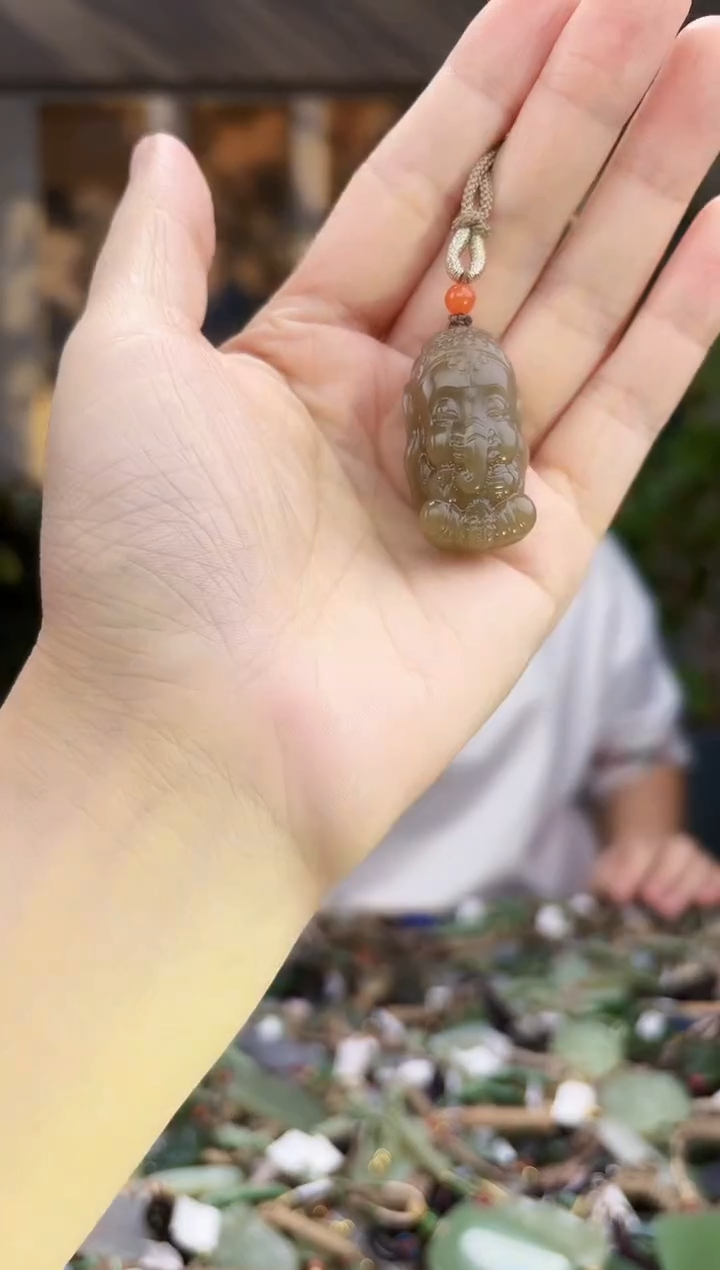 未镶嵌和田玉挂件拍一发一