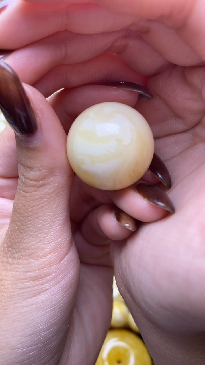 【闪购商品】琥珀裸石未镶嵌蜜蜡.39