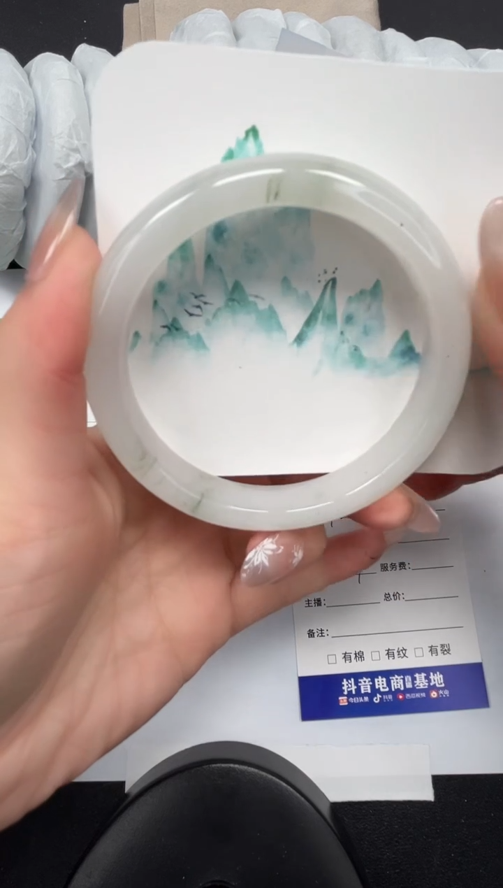 【闪购商品】石英质玉手镯未镶嵌100-62.9