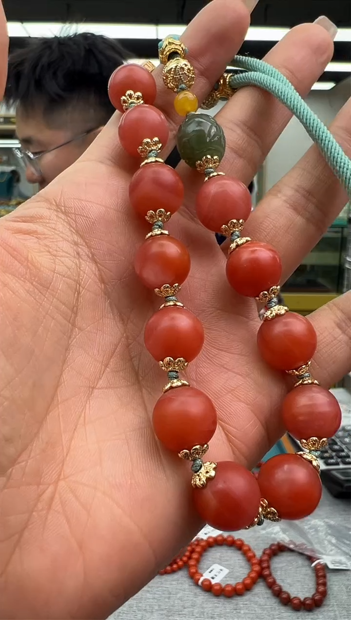 【闪购商品】南红玛瑙颈饰未镶嵌61秒拍号