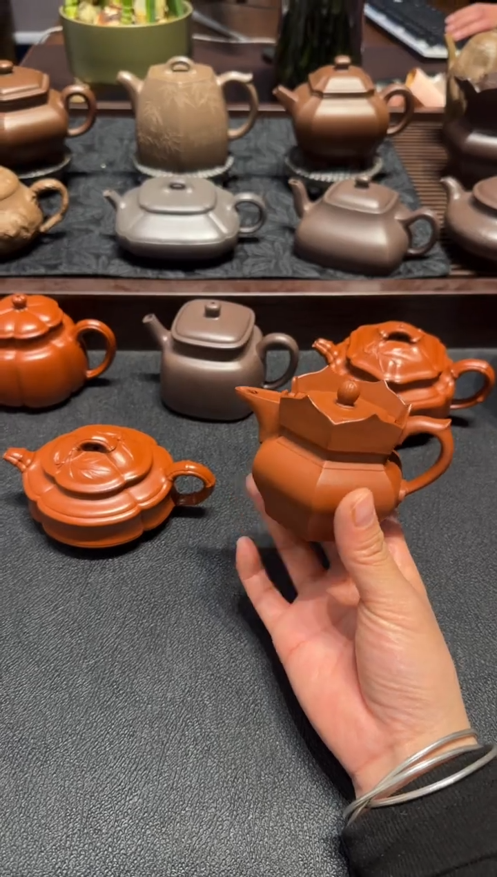 【闪购商品】紫砂茶壶朱泥小僧帽 135cc