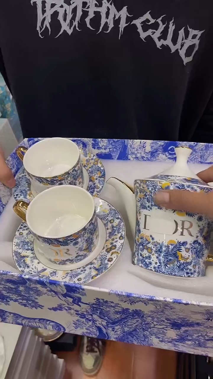 【闪购商品】鸿辉家品牌瓷器，京东包邮！