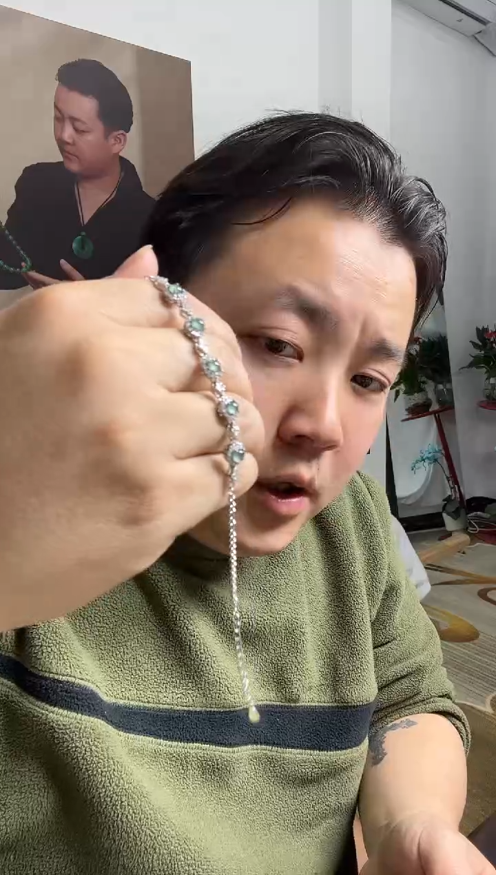 【闪购商品】翡翠手链未镶嵌手链