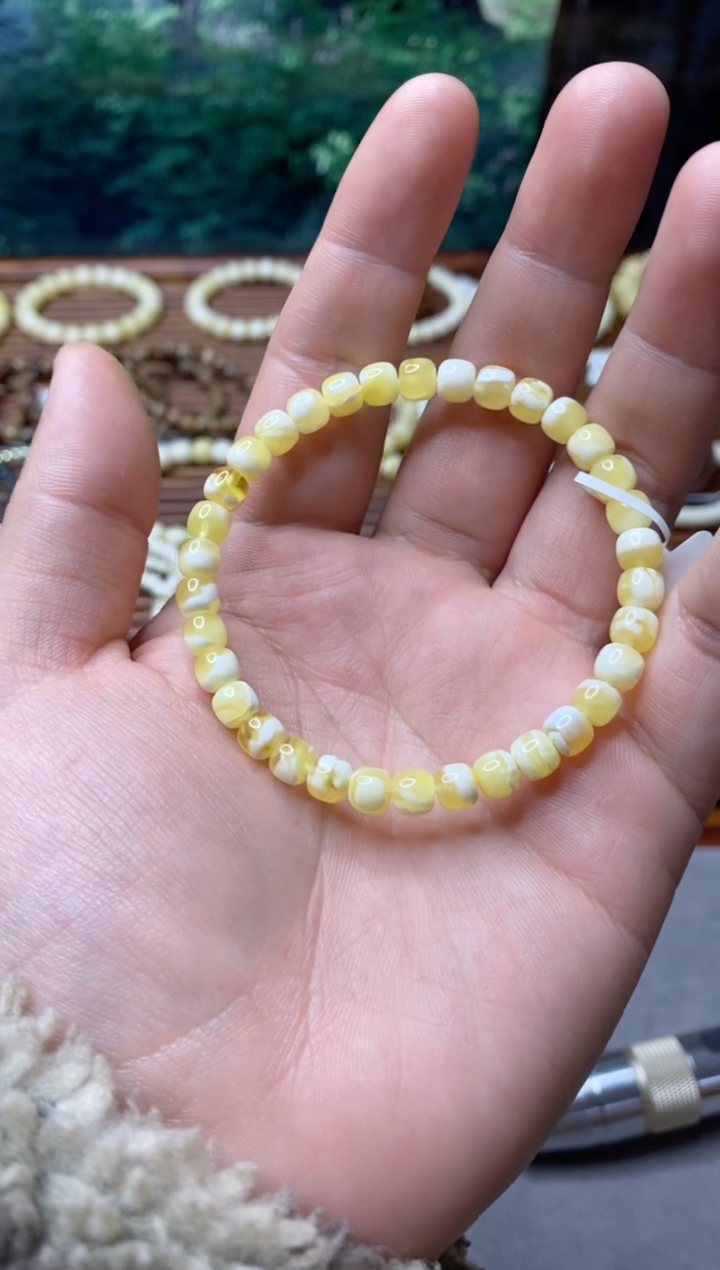 【闪购商品】蜜蜡手串未镶嵌6mm老型微瑕