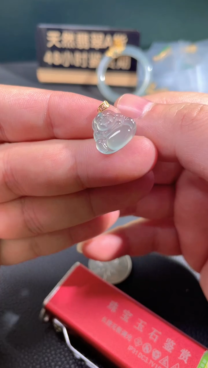 【闪购商品】翡翠颈饰18K金镶嵌翡翠