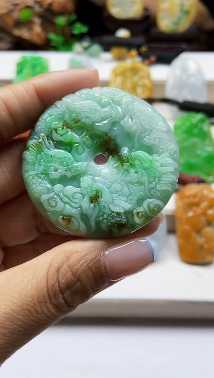 颈饰未镶嵌翡翠翡翠A货