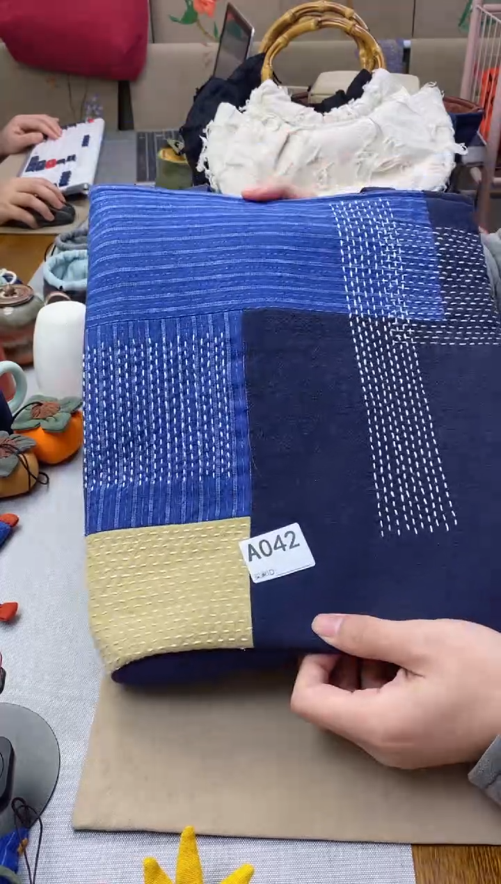 【闪购商品】A042--手工土布拼布包---