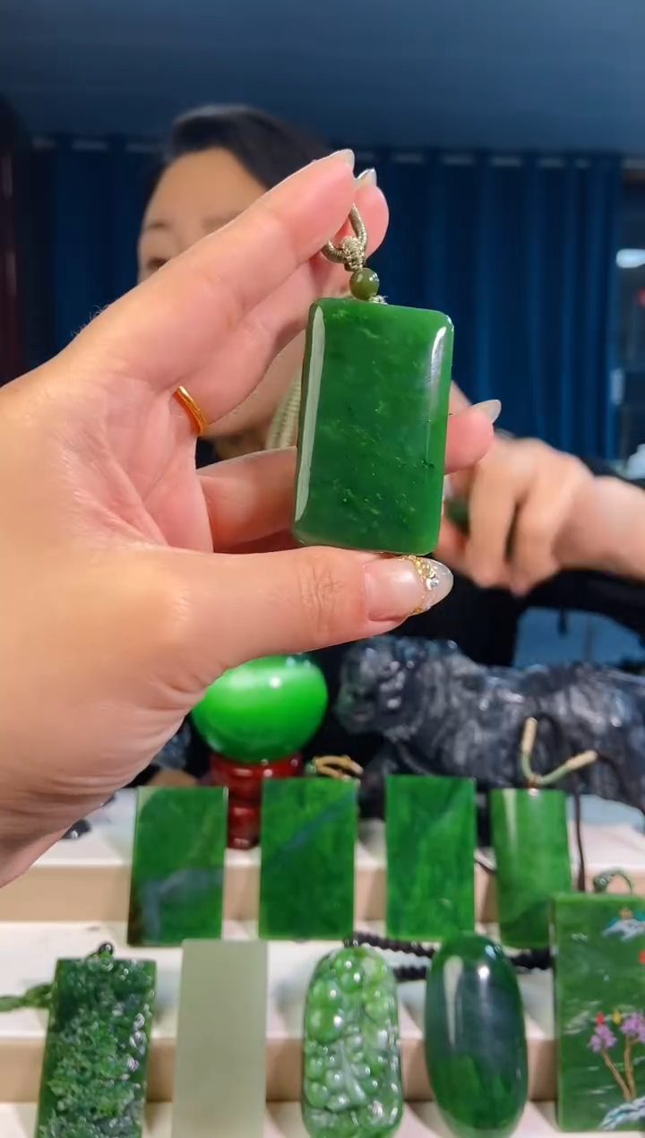 【闪购商品】和田玉挂件未镶嵌1