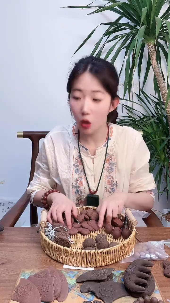 玉兰香方的小哪吒