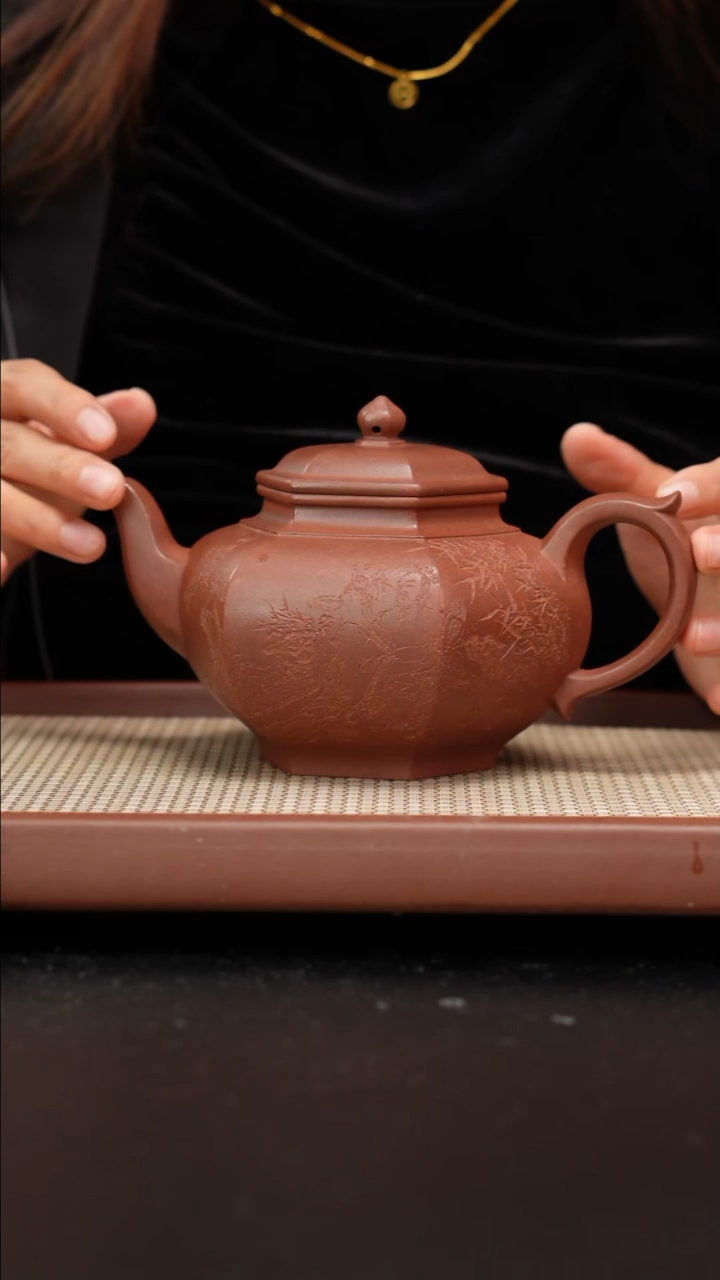 【闪购商品】紫砂茶壶全手工底曹清六方笑樱刻绘500