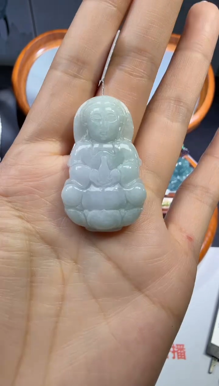翡翠未镶嵌颈饰135.。。。