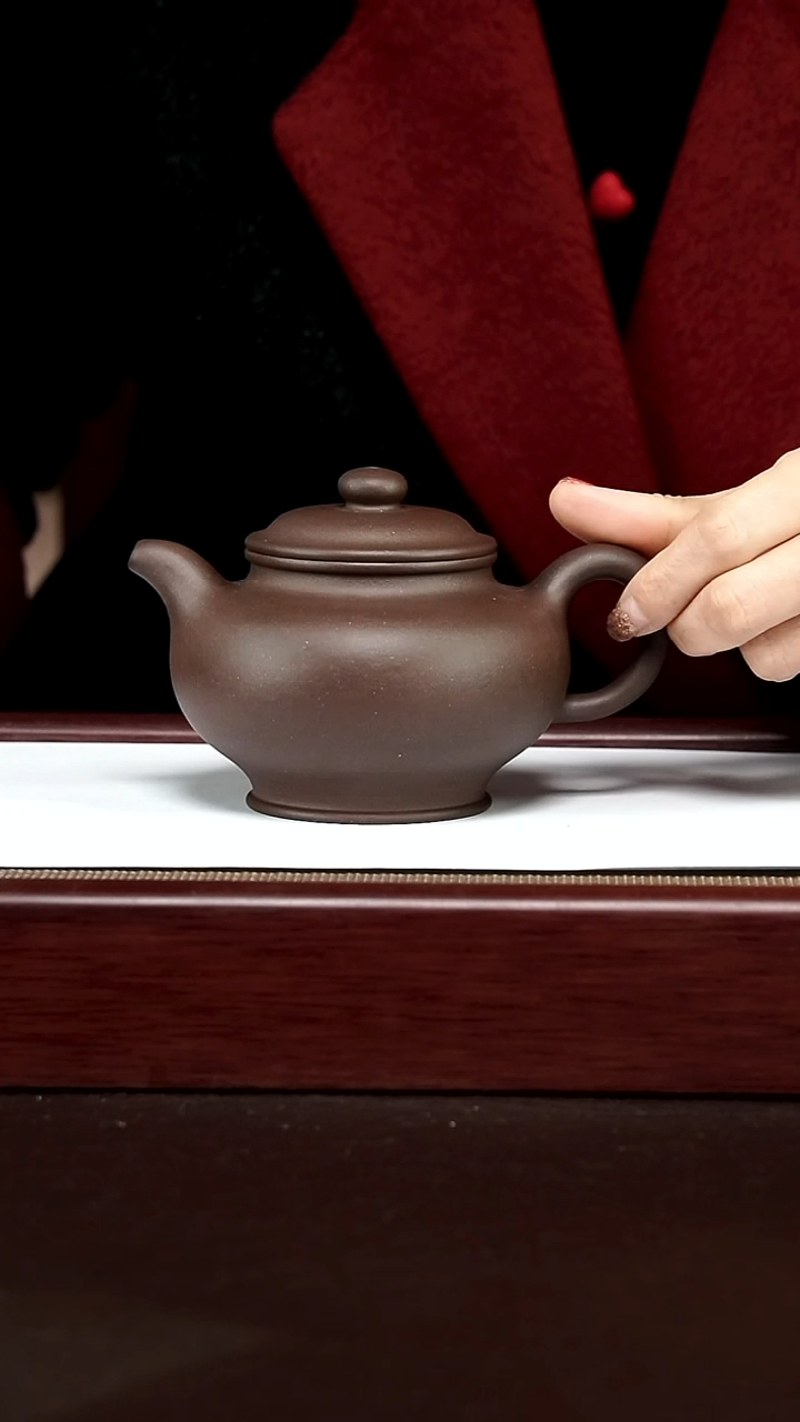 【闪购商品】紫泥茶壶底槽青300毫升