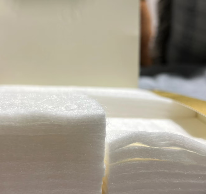 黄色袋子装的化妆棉