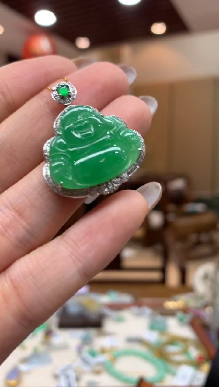 吊坠(不含链)18K金镶嵌翡翠佛公