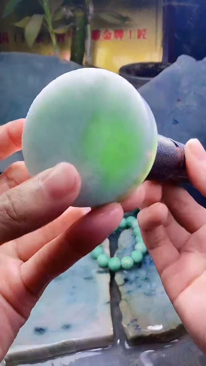 未镶嵌挂件翡翠小雨200