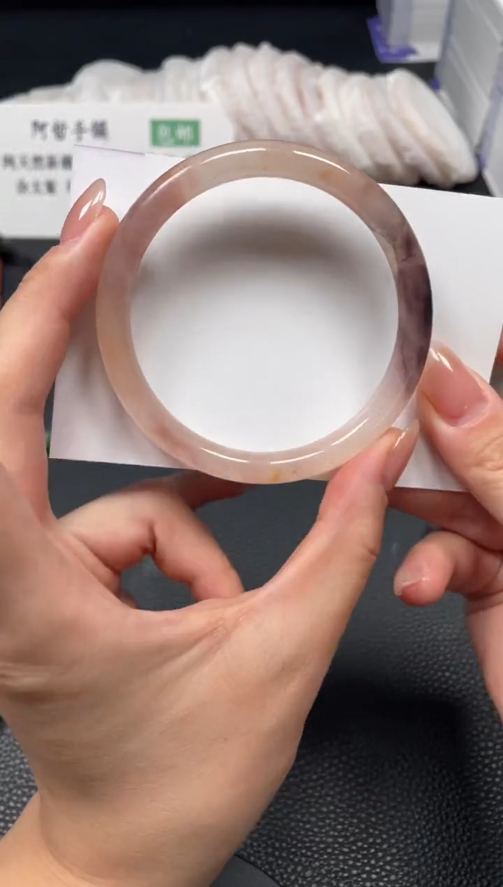 未镶嵌手镯石英质玉59.6