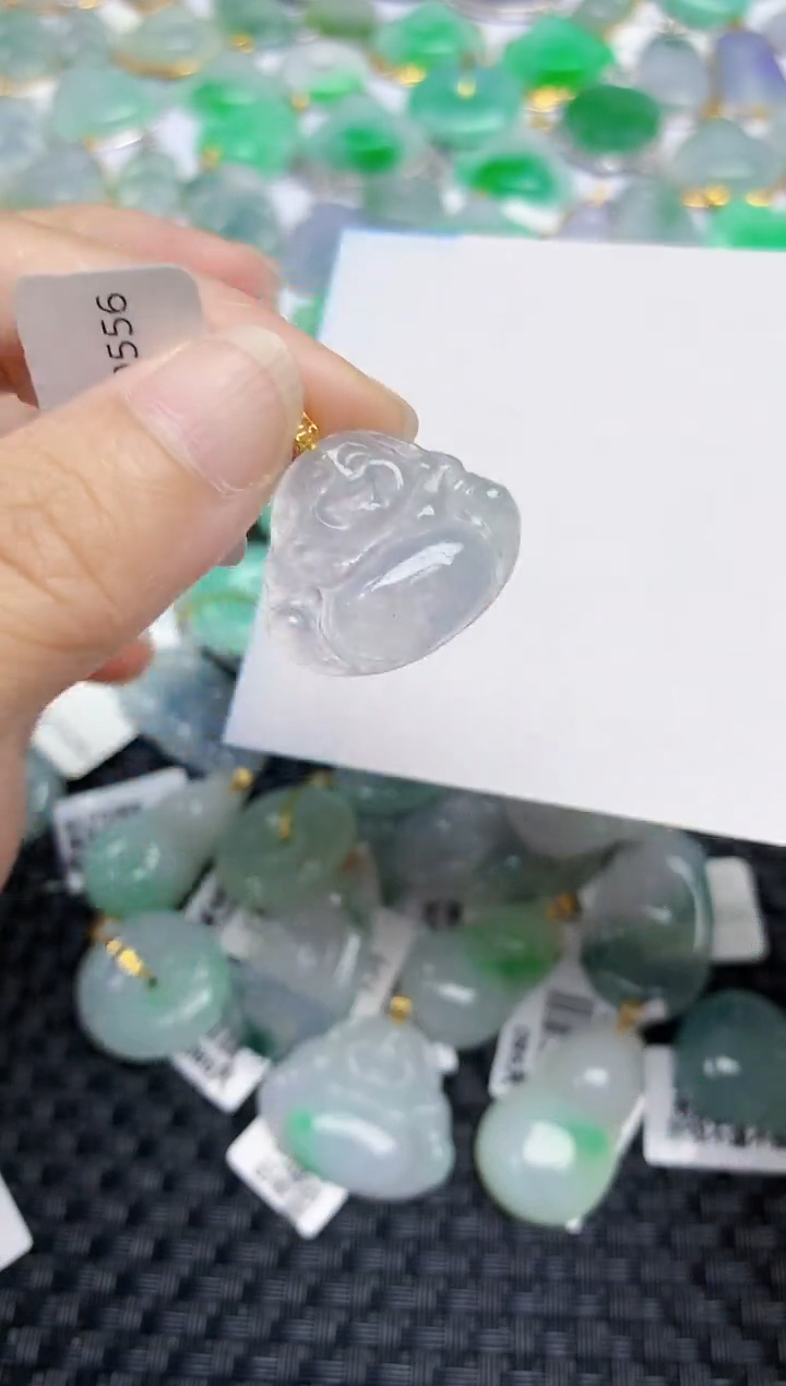 翡翠18K金镶嵌颈饰天然翡翠A货