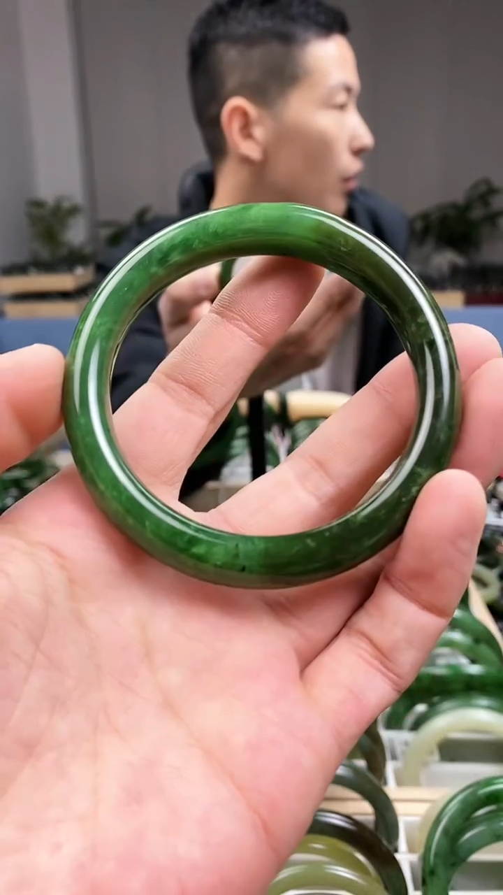 【闪购商品】和田玉手镯银S925镶嵌60.9