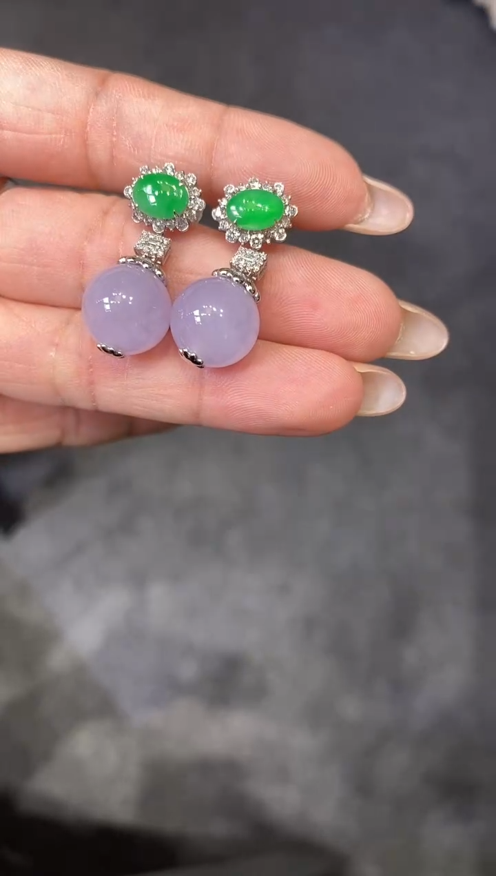 18K金镶嵌翡翠耳饰耳环