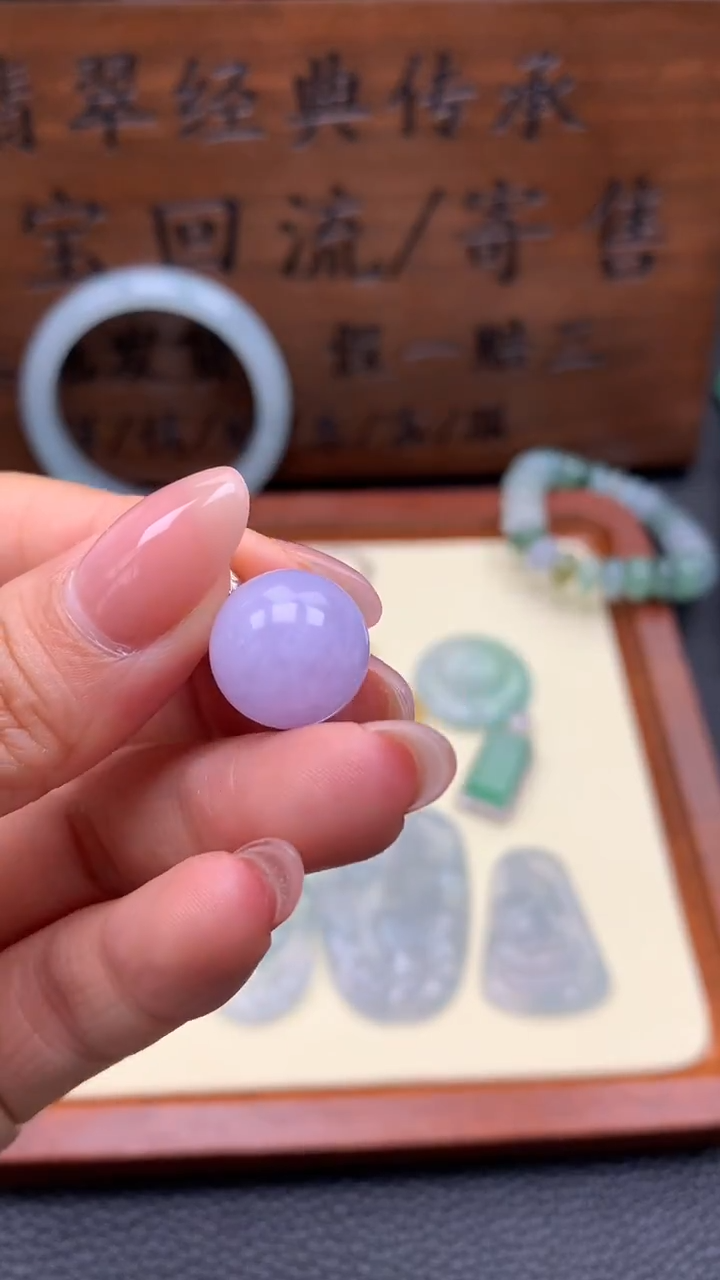 【闪购商品】翡翠颈饰18K金镶嵌吊坠