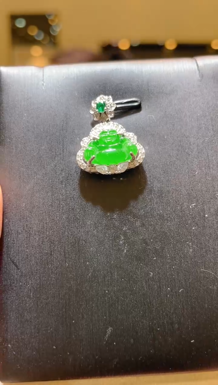 【闪购商品】翡翠吊坠(不含链)未镶嵌A2