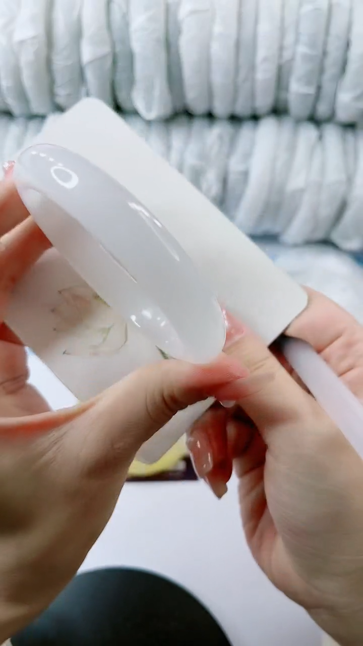 【闪购商品】石英质玉手镯未镶嵌0699648965-多样性发货