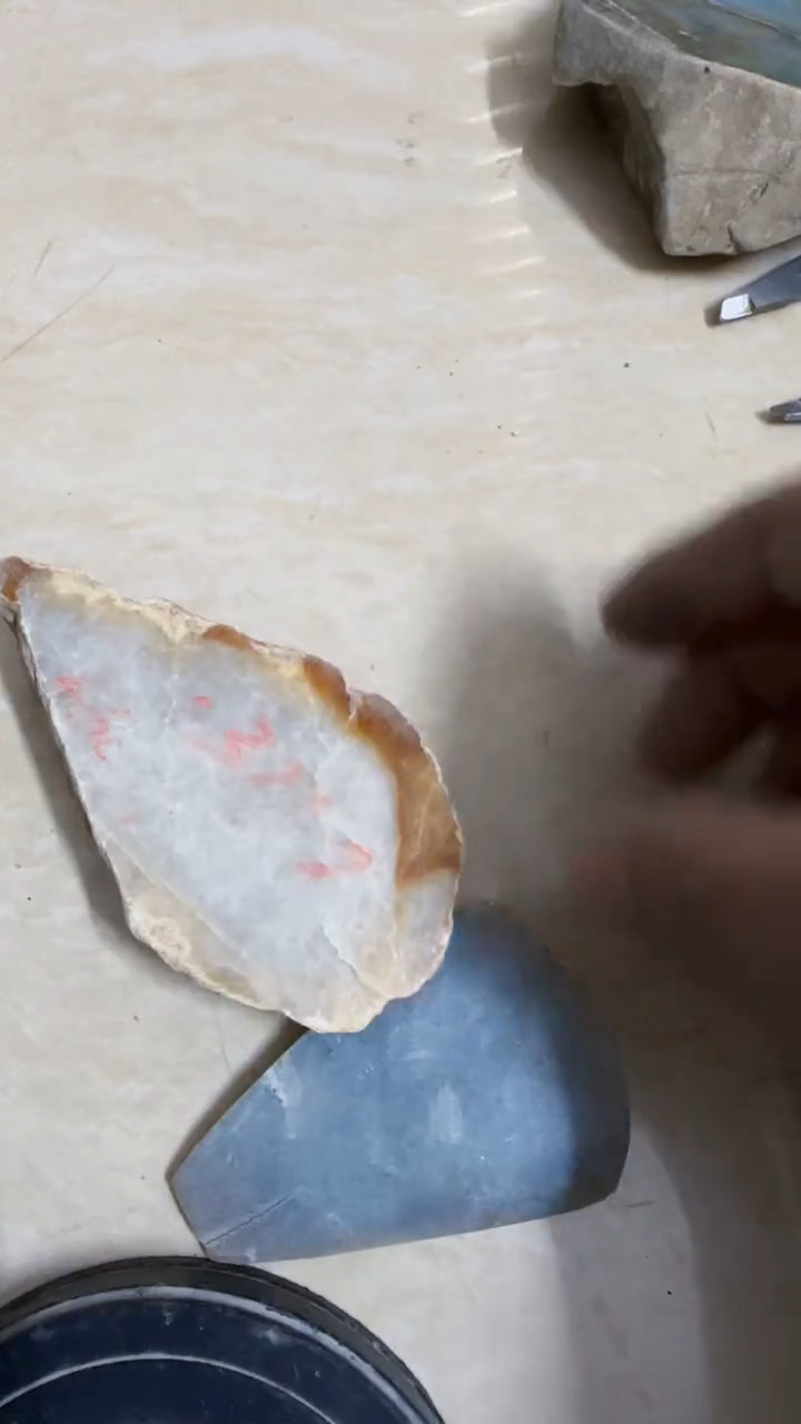 未镶嵌挂件翡翠鱼*125