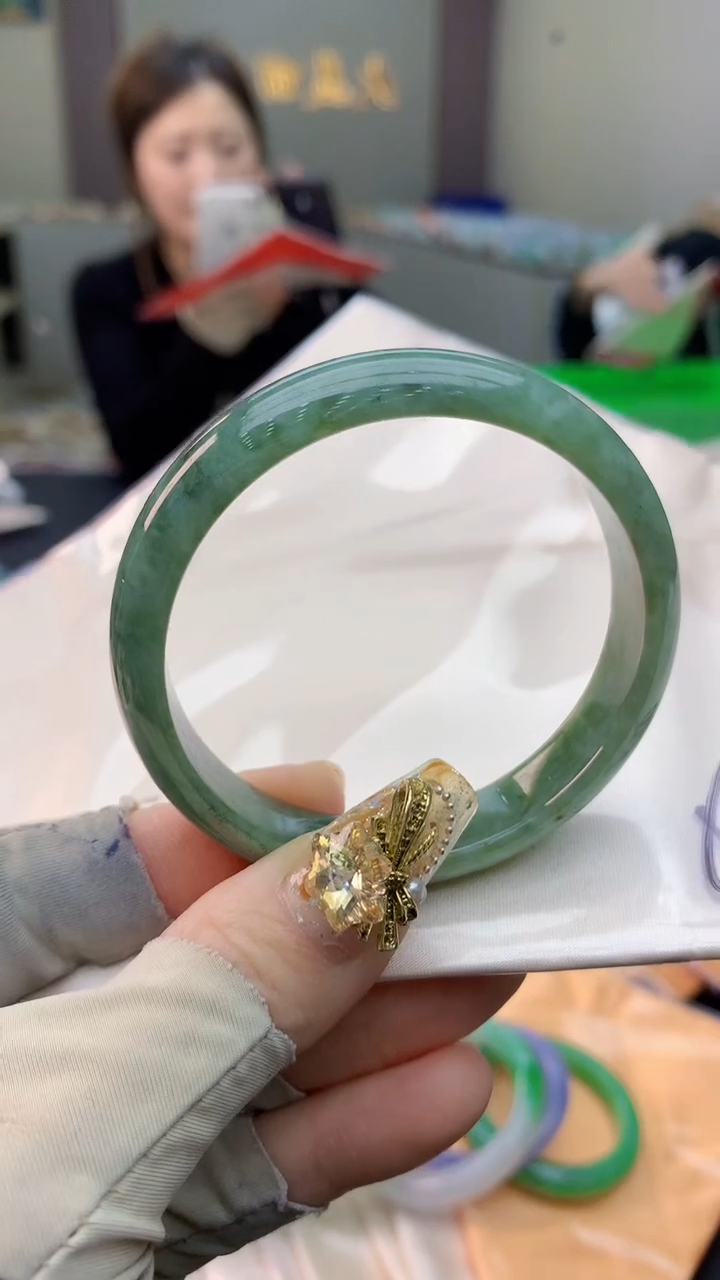 未镶嵌手镯翡翠0181955283